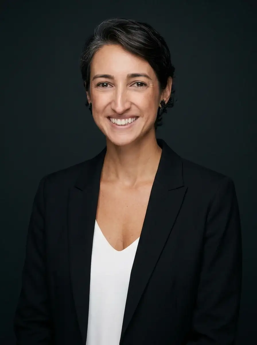 Vanessa Nogueira — CRO — Chief Revenue Officer